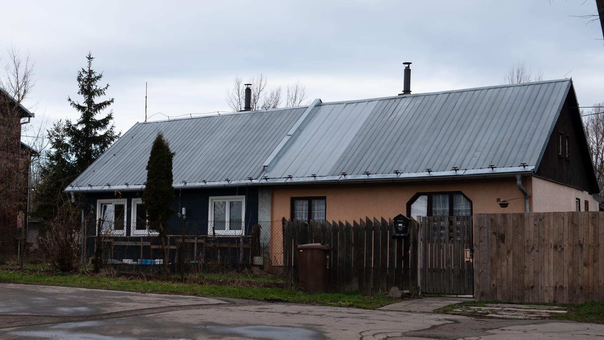 Oprava kolonie Bedřiška je stále jen na papíře. Město pochybuje o její efektivitě