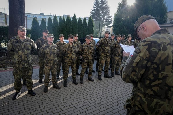 Týden v kraji: Krnov hloubí tůně, Opava opravuje zimák a Ostrava má nový prapor