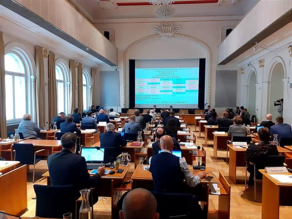 Rozpočet, konec pyšného páva a financování hokeje. O čem rozhodla Opava